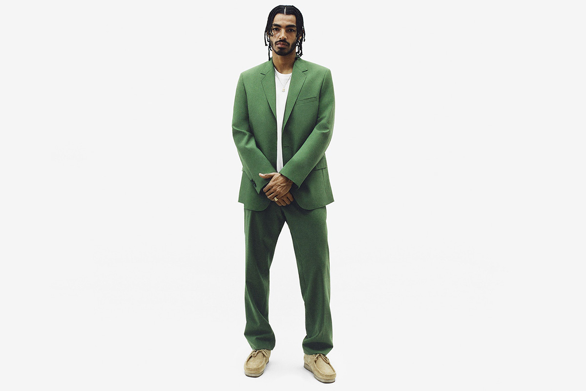 Supreme fait enfin des suits pour leur collection SS18 [Lookbook]