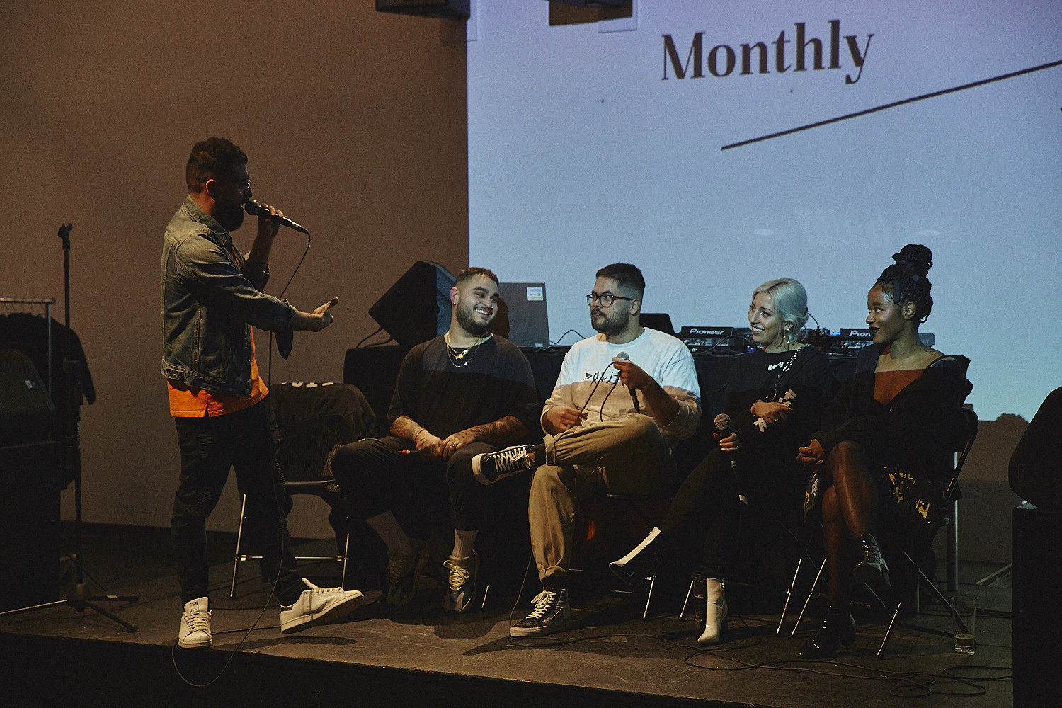Grosse soirée musique et barbiers au nouveau 5 à 7 'Cuts & Talk' du ArtGang [Photos]