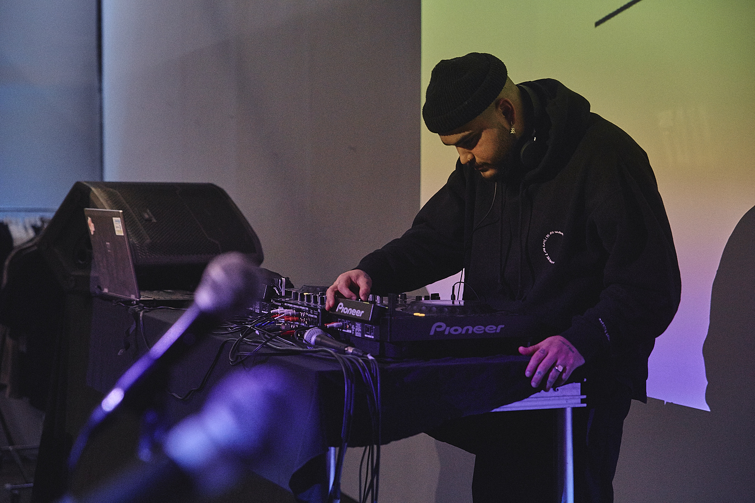 Grosse soirée musique et barbiers au nouveau 5 à 7 'Cuts & Talk' du ArtGang [Photos]
