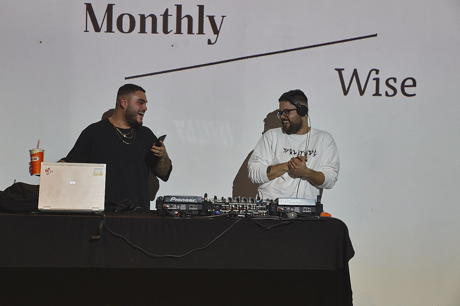 Grosse soirée musique et barbiers au nouveau 5 à 7 'Cuts & Talk' du ArtGang [Photos]