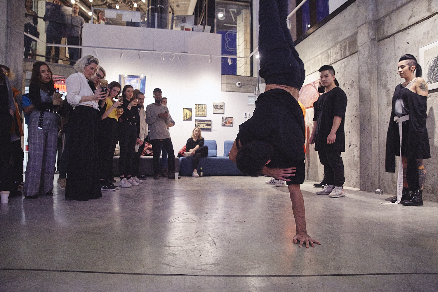 Guillaum Chaigne lance sa collection originale lors d'une soirée immersive [Photos]
