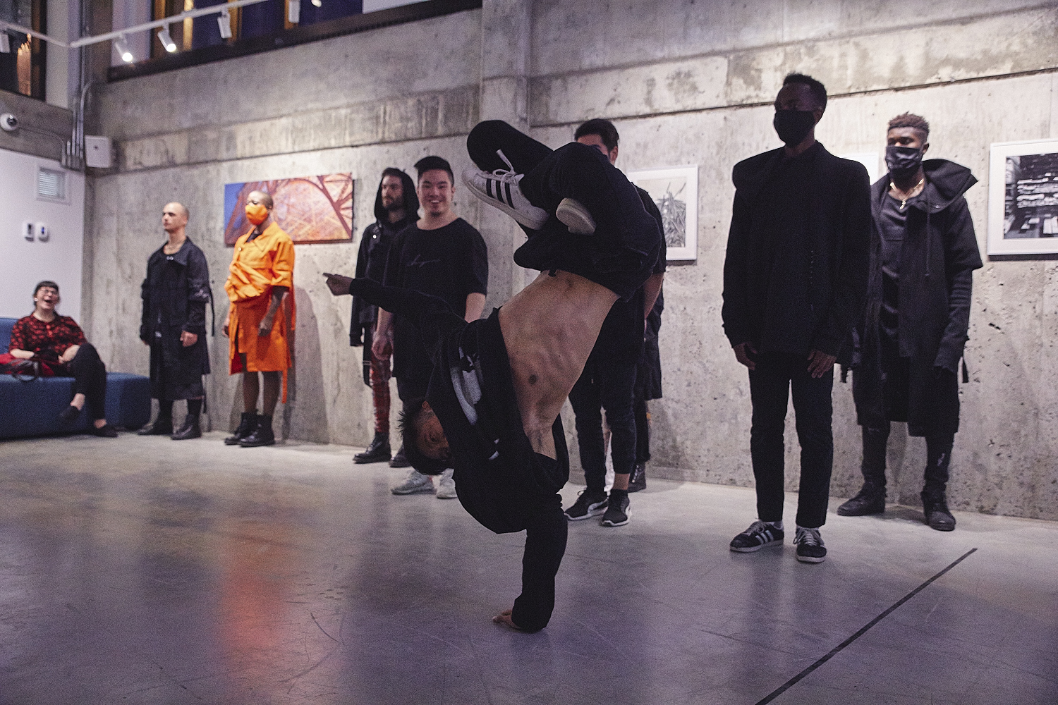 Guillaum Chaigne lance sa collection originale lors d'une soirée immersive [Photos]