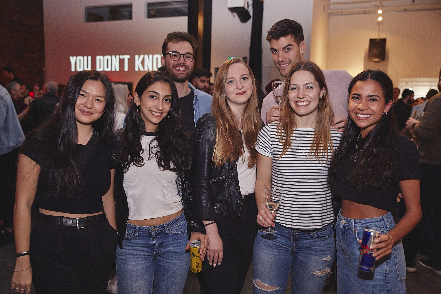 Vernissage de «You don't know me» par le photographe Drowster [Photos]