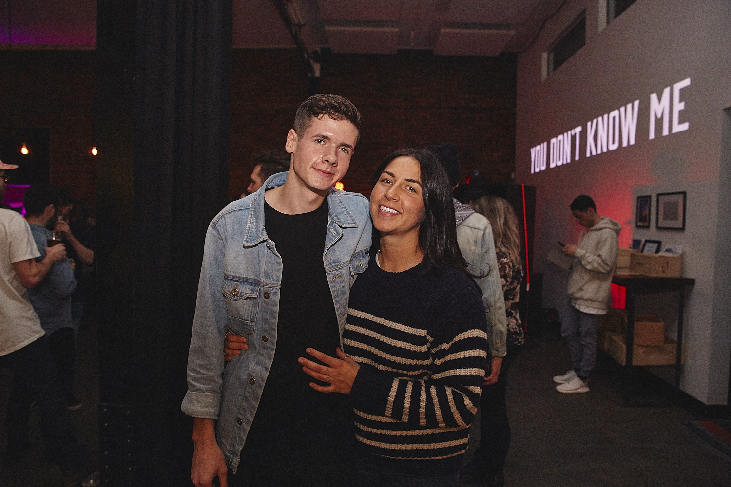 Vernissage de «You don't know me» par le photographe Drowster [Photos]