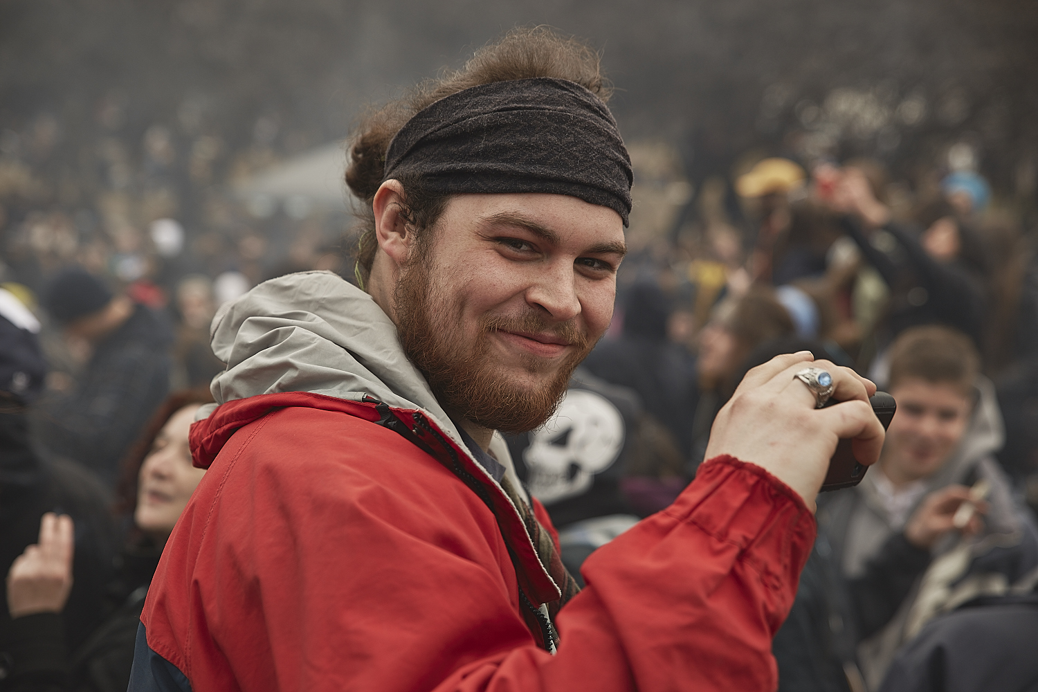 Des milliers de Montréalais célèbrent le 420 au Mont-Royal [Photos]