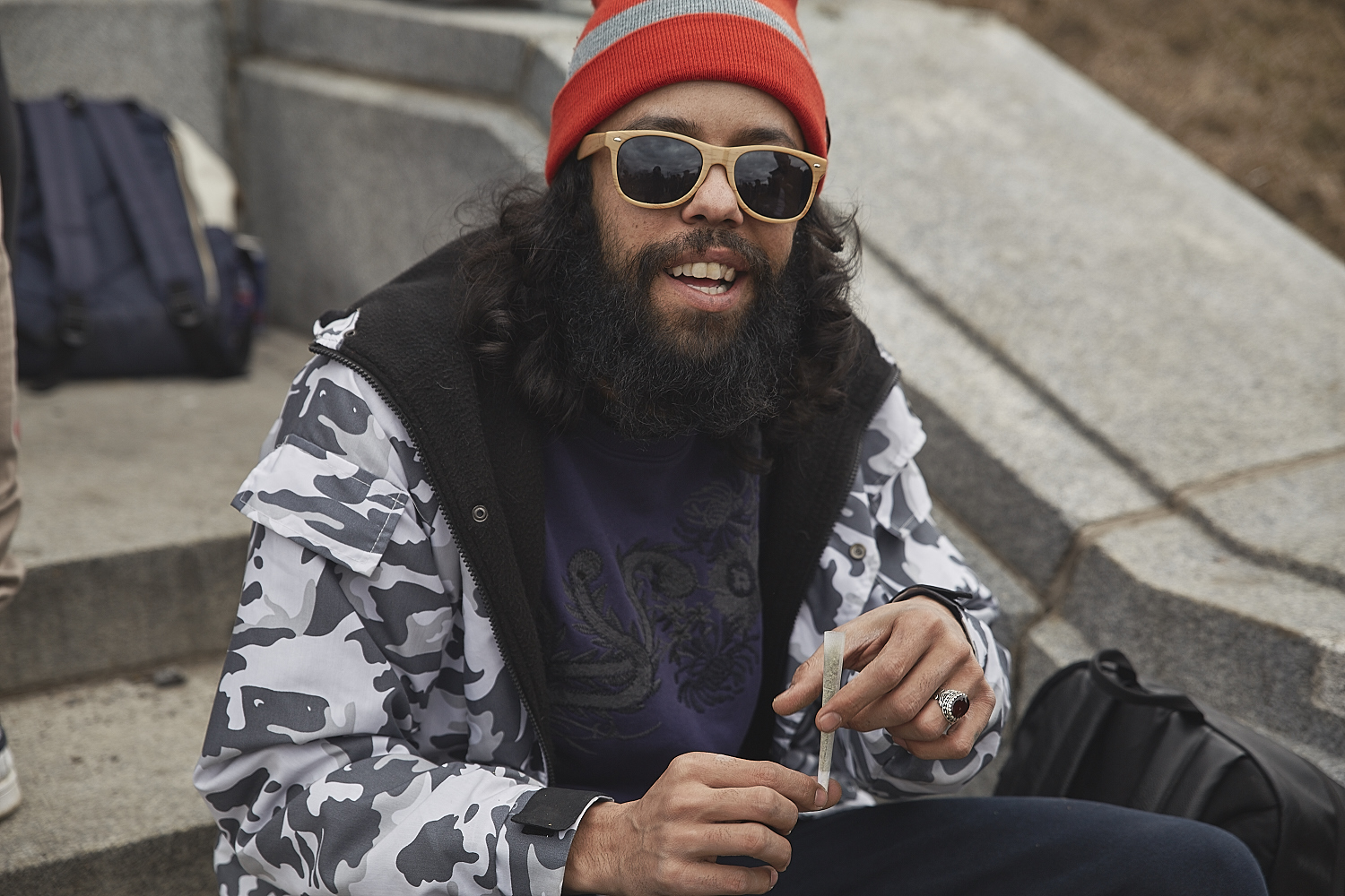 Des milliers de Montréalais célèbrent le 420 au Mont-Royal [Photos]