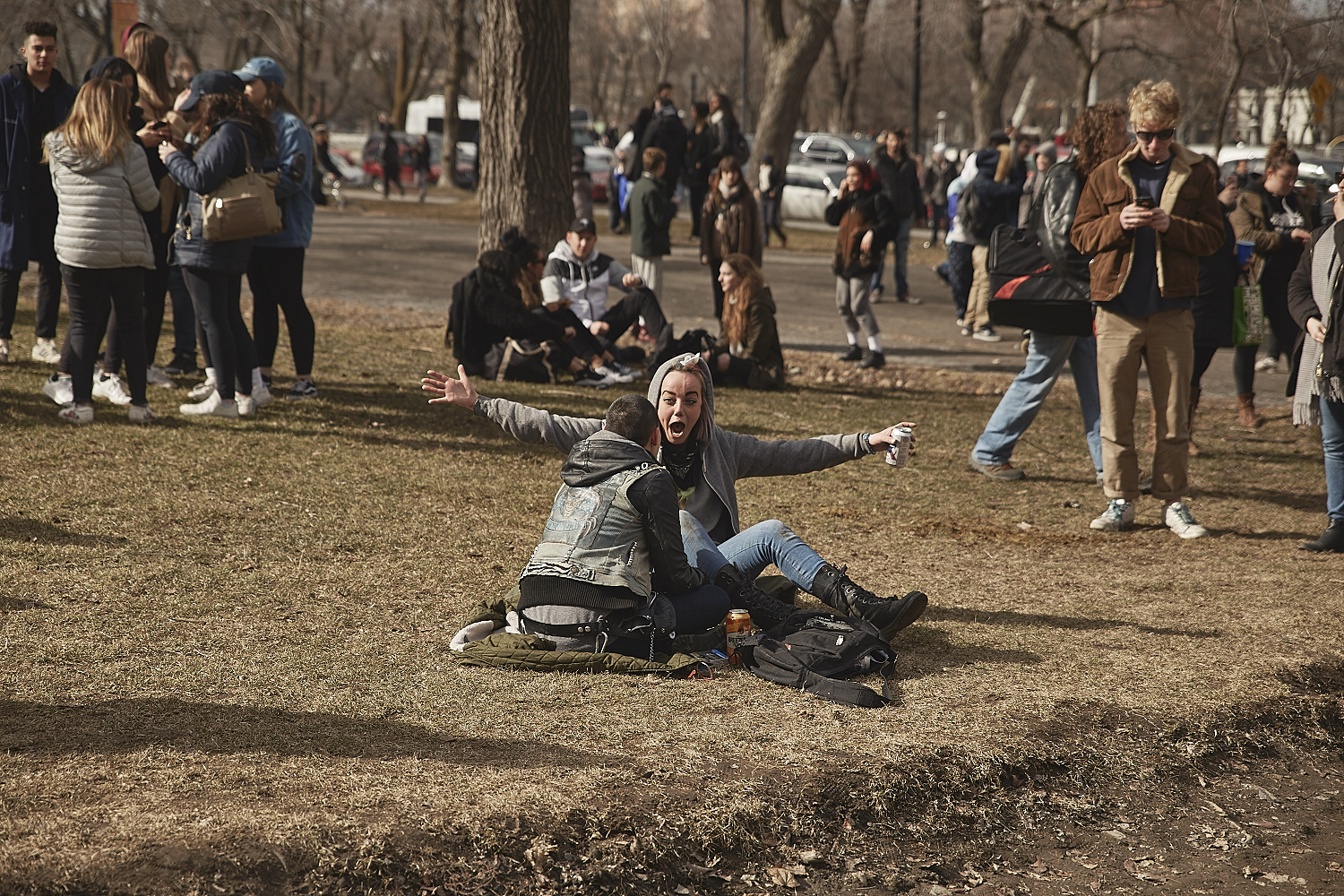 Des milliers de Montréalais célèbrent le 420 au Mont-Royal [Photos]