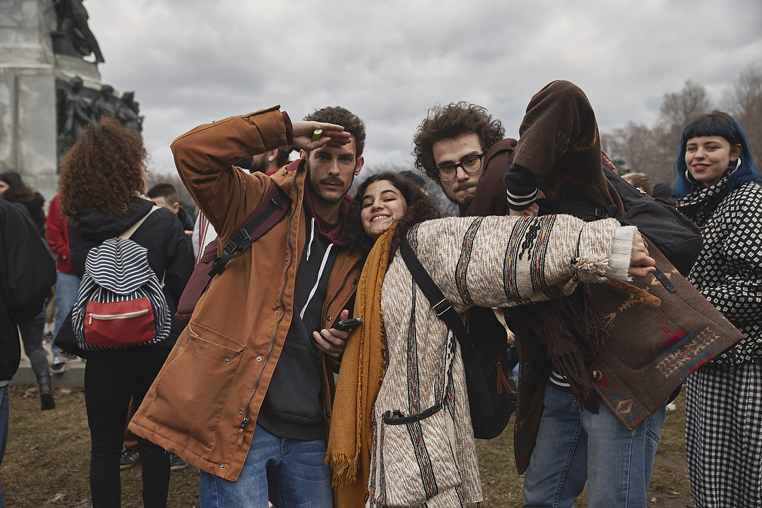 Des milliers de Montréalais célèbrent le 420 au Mont-Royal [Photos]