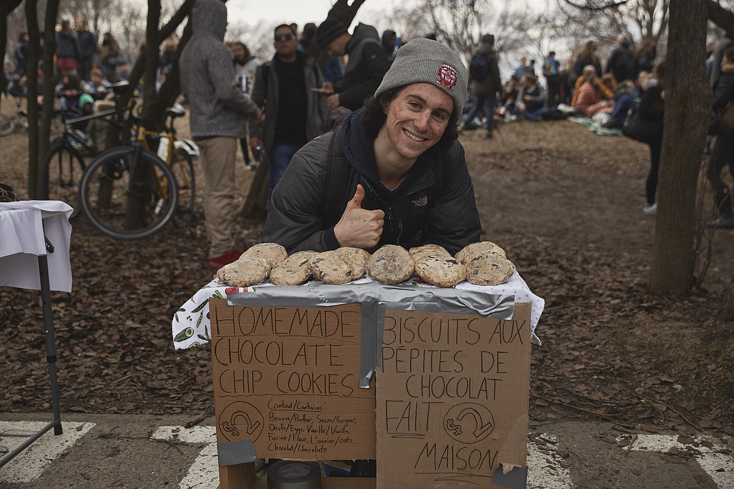 Des milliers de Montréalais célèbrent le 420 au Mont-Royal [Photos]