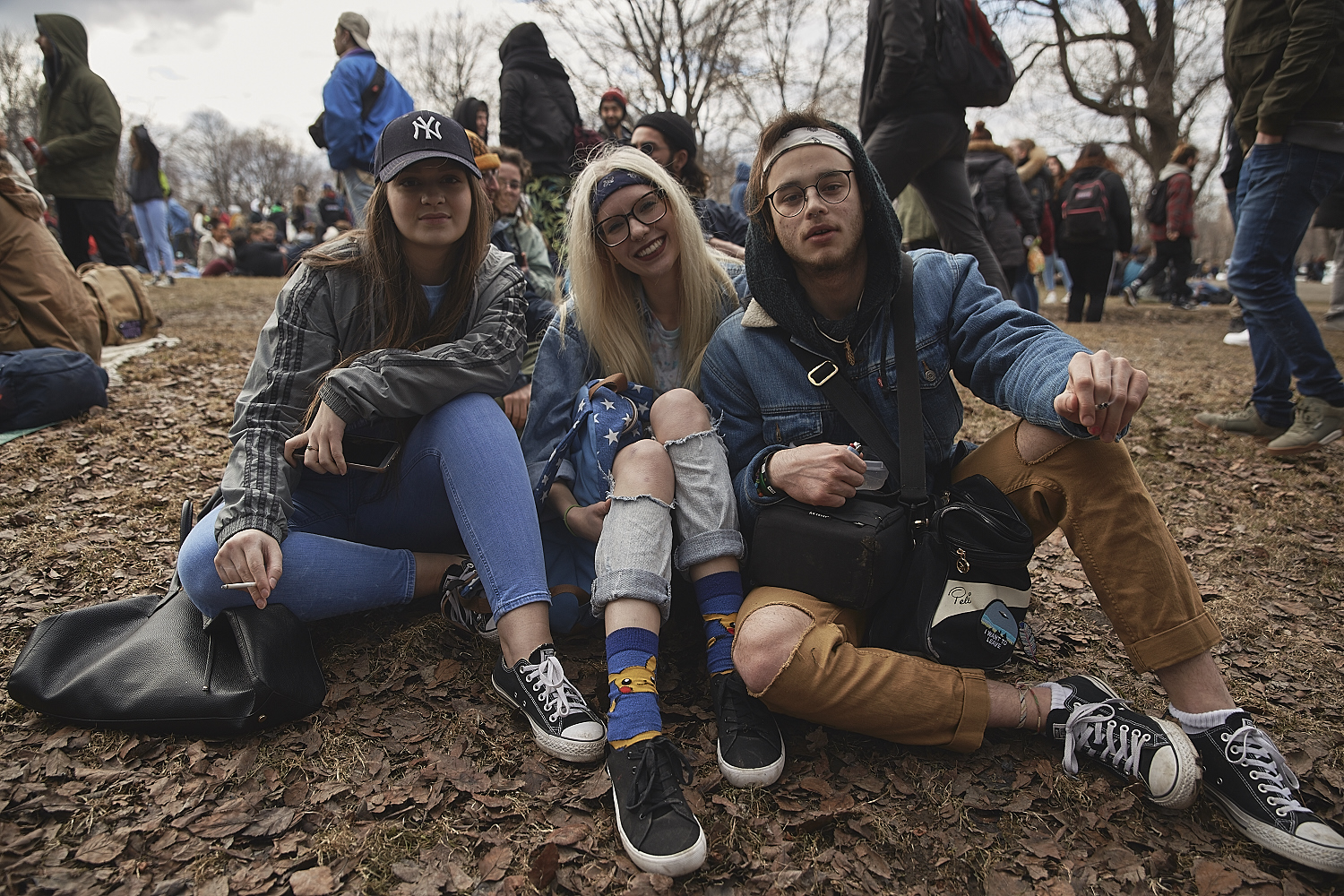 Des milliers de Montréalais célèbrent le 420 au Mont-Royal [Photos]