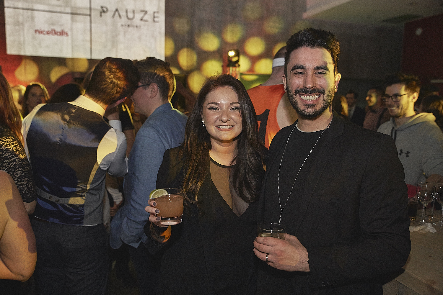 Le Bal des Couilles s'en donne à cœur joie à Montréal [Photos]