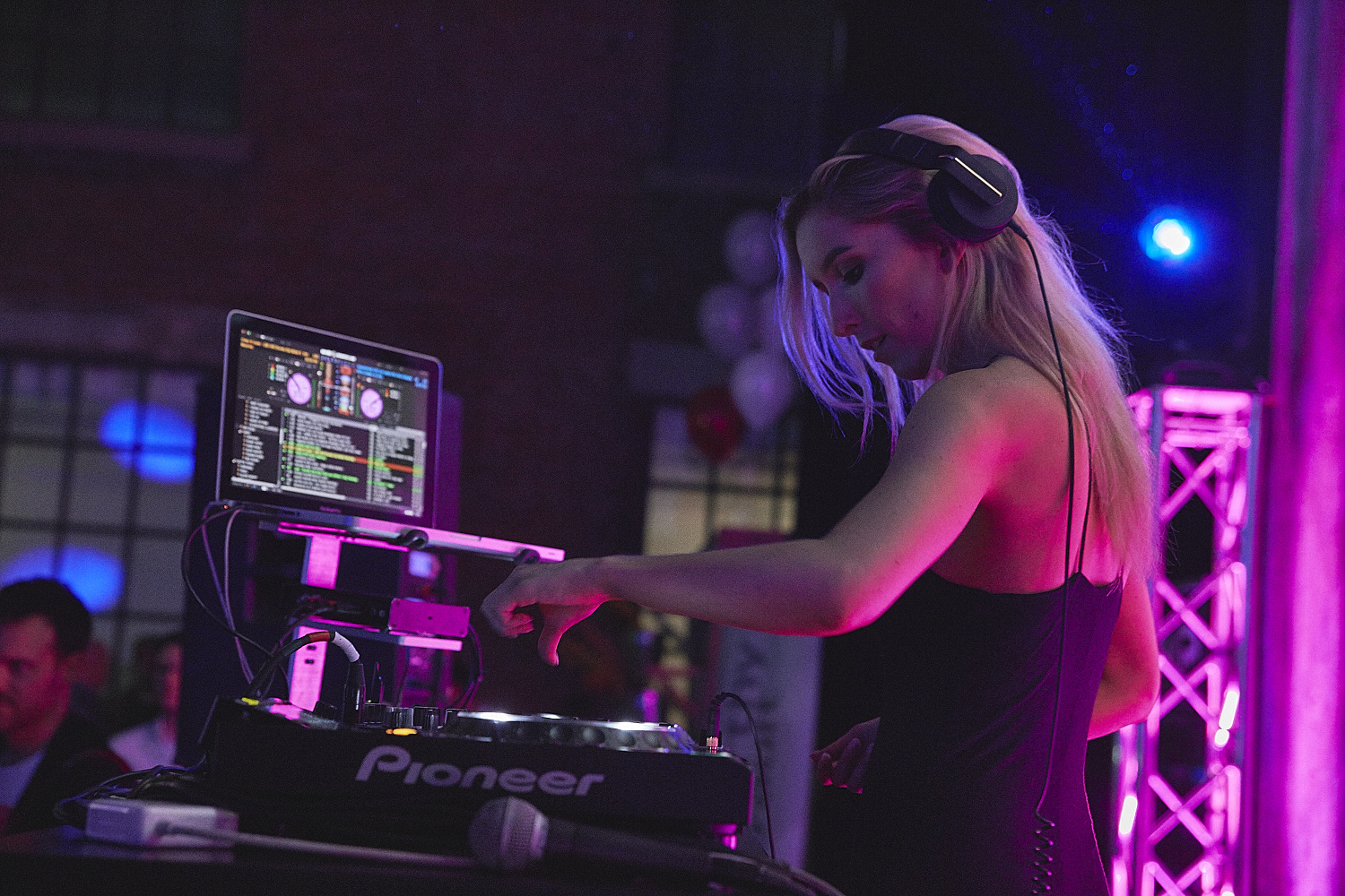 Le Bal des Couilles s'en donne à cœur joie à Montréal [Photos]