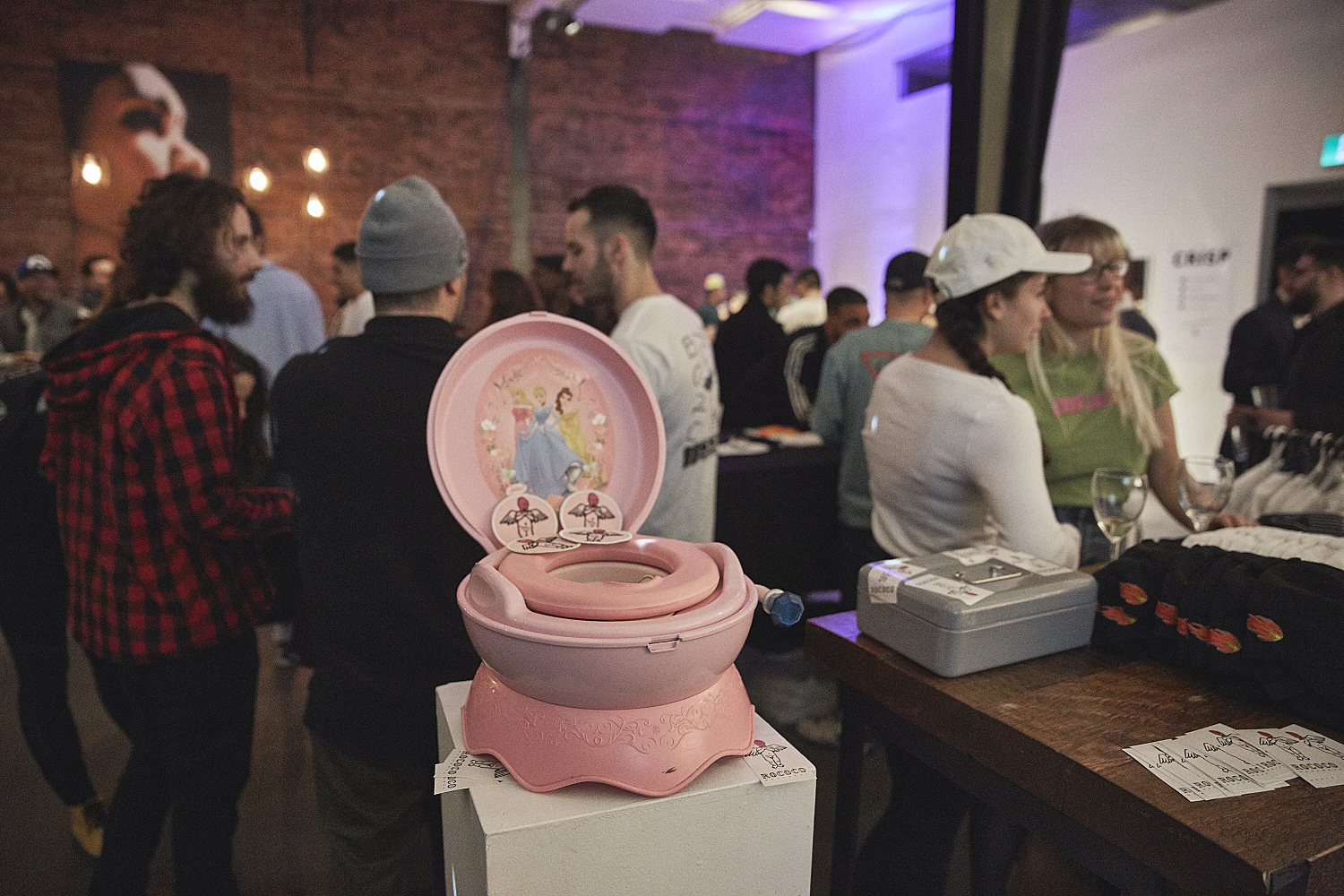 Belle soirée au Cuts and Talk avec CRISP, The Holy et l'artiste Benjamin Altmejd [Photos]
