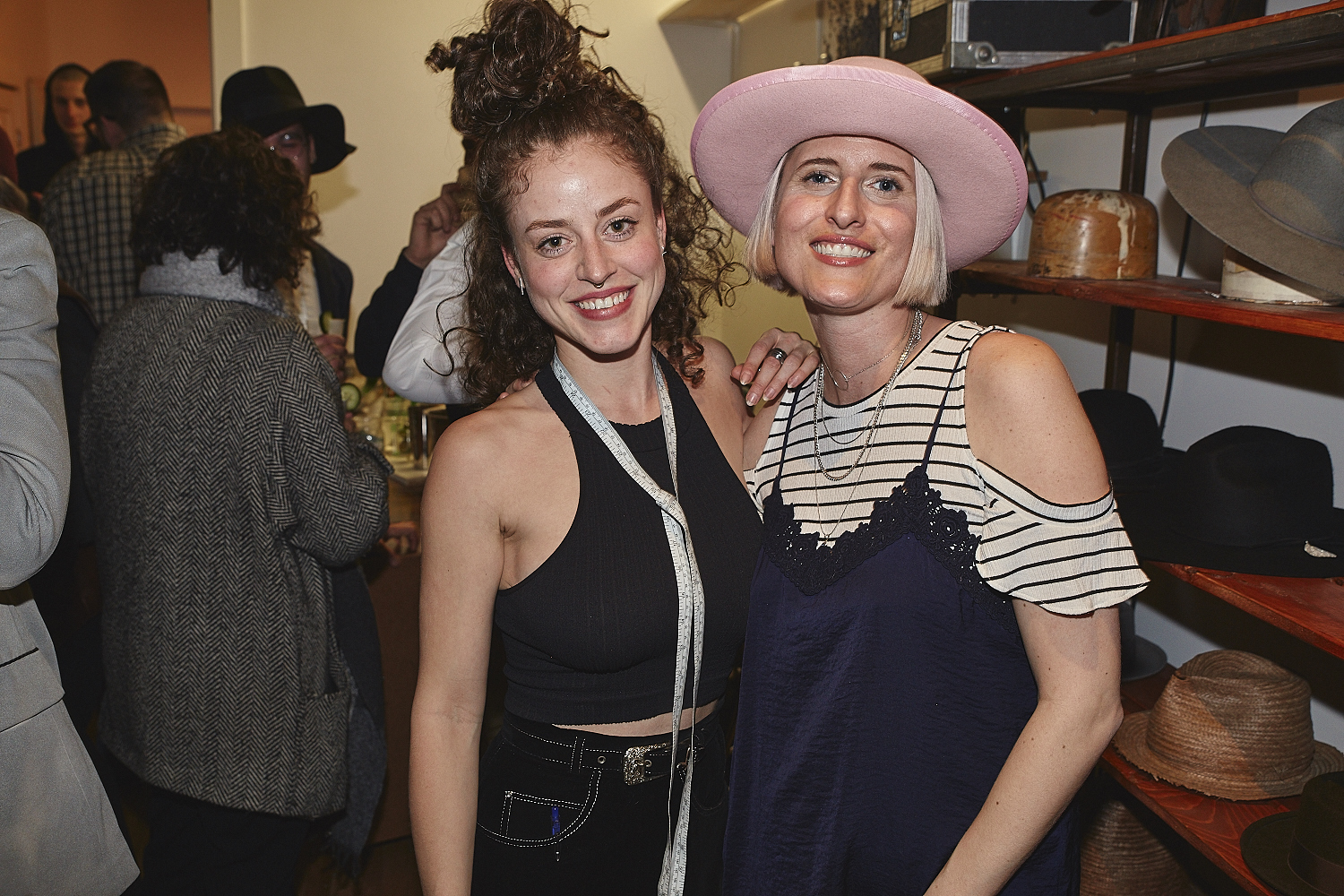 Lancement bondé à l'ouverture de la Boutique Fumile & Sass [Photos]