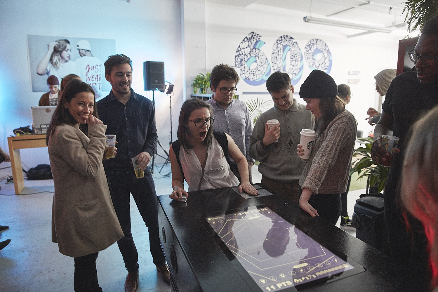 Un festif cocktail de lancement SS18 pour Le Cartel [Photos]