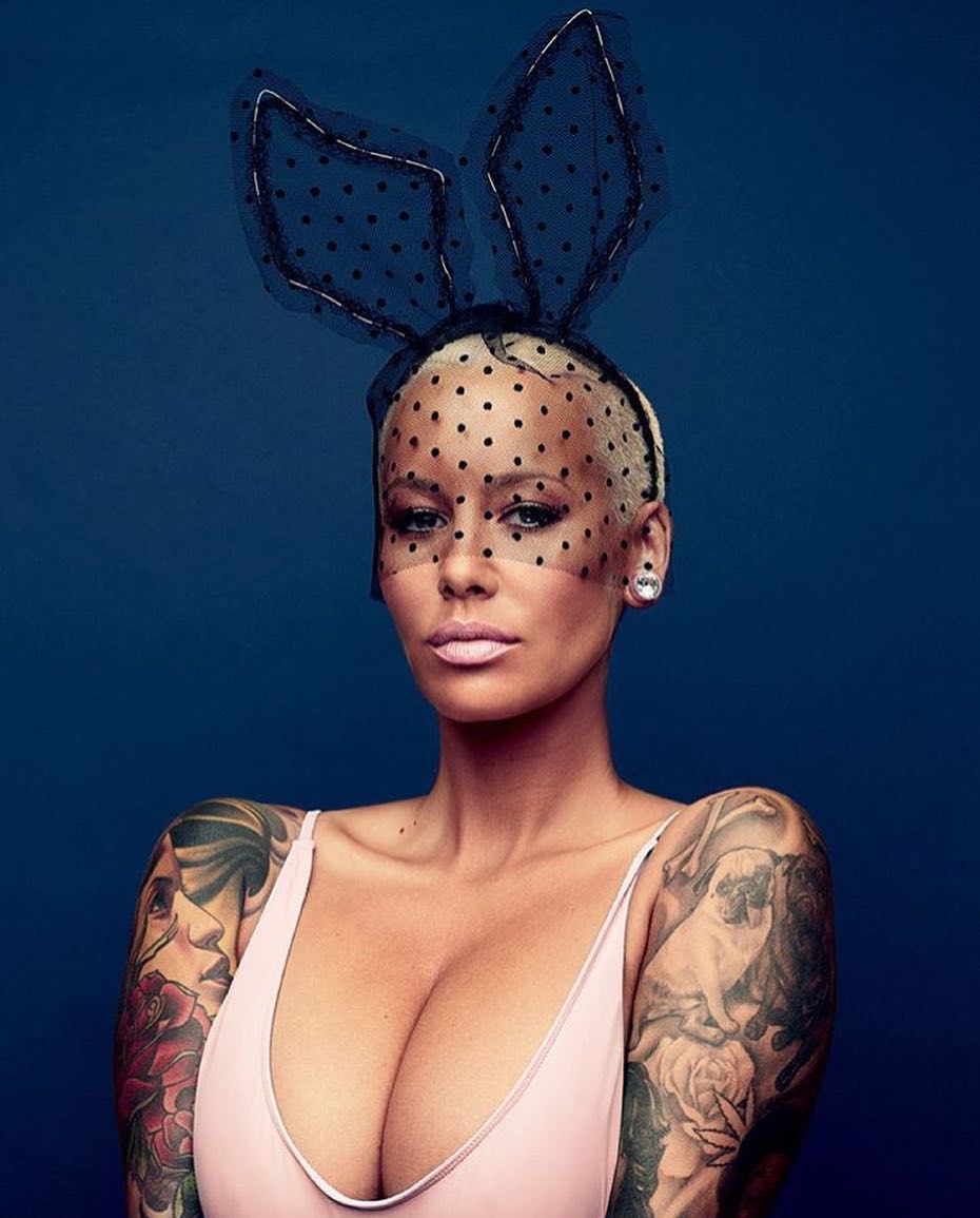 Miley Cyrus et plusieurs célébrités fêtent Pâques de façon sexy [Photos]