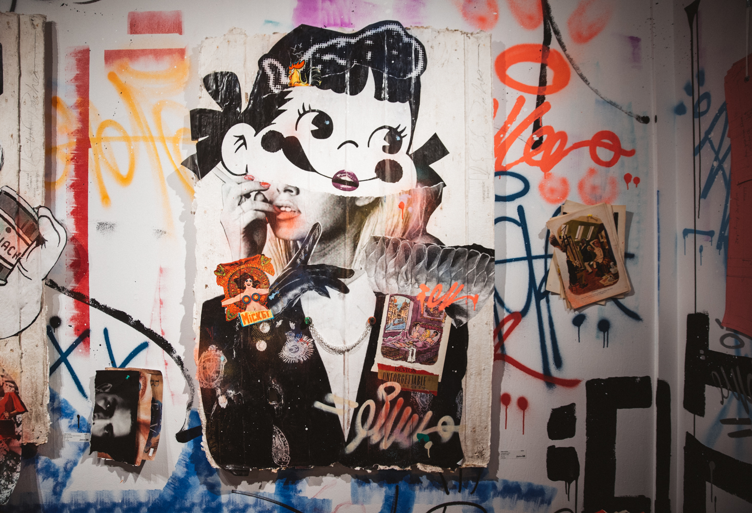 Le fabuleux vernissage de Stikki Peaches, entre art de rue et mode [Photos]