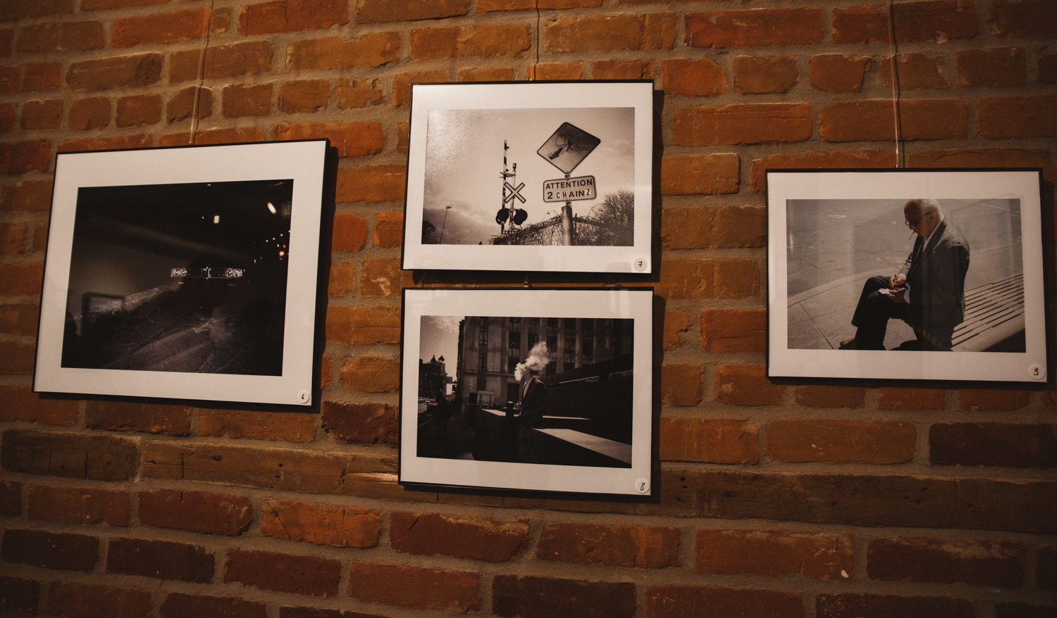 La photographie de rue à l'honneur au vernissage 'Street Photo Vol.2' [Photos]