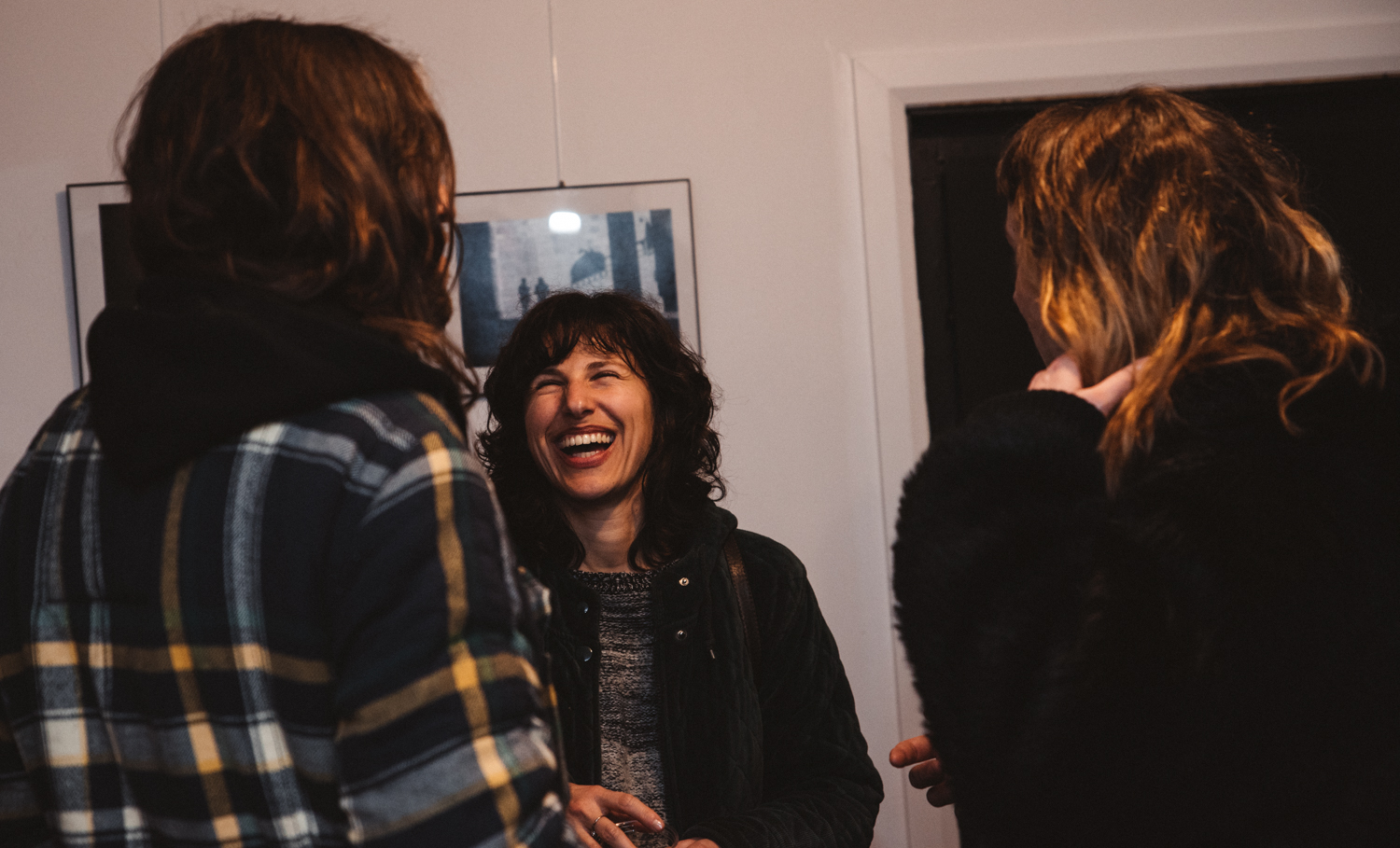 La photographie de rue à l'honneur au vernissage 'Street Photo Vol.2' [Photos]