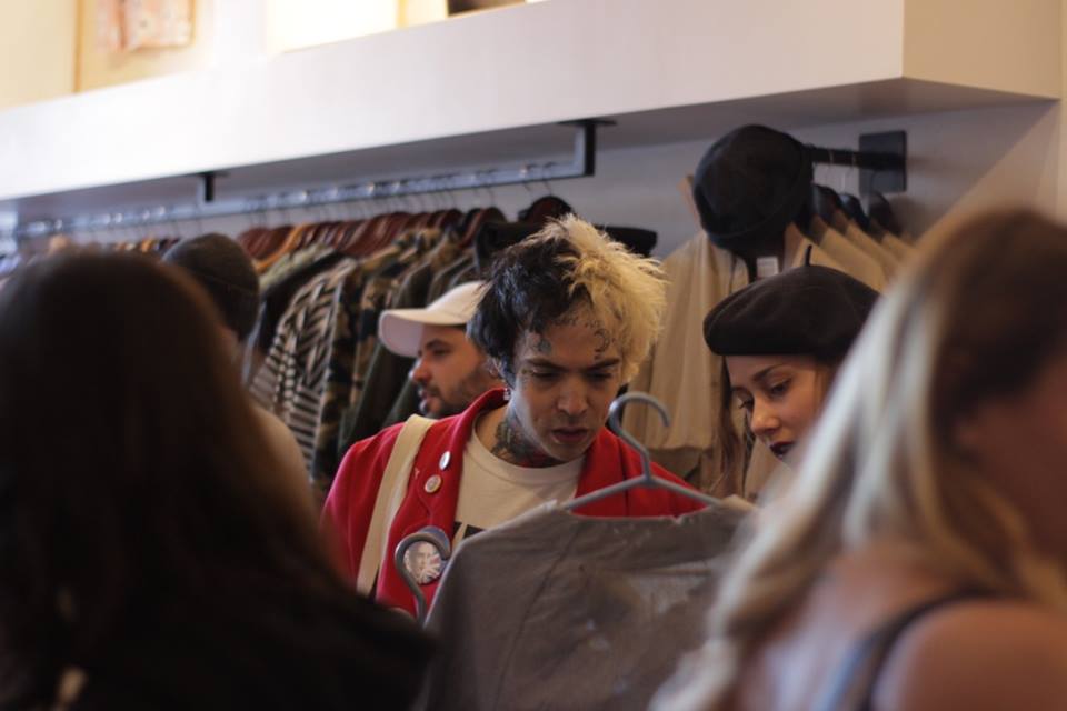 La boutique éphémère anti-fashion et upcycling de Frikal Patrick X One & Only [Photos]
