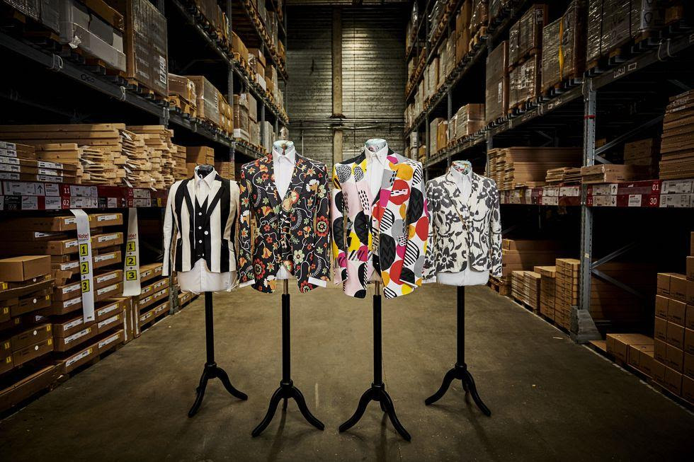 IKEA sort une collection de vestons colorés et excentriques