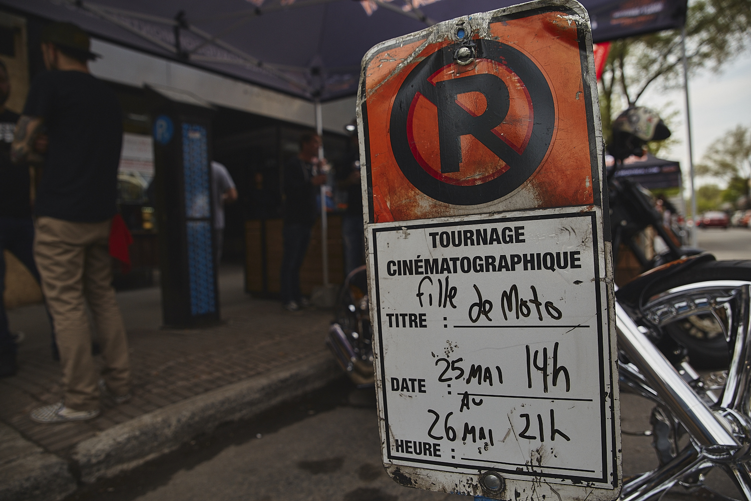 Motos, arts et spectacles sur la Plaza pour Roll the Bones [Photos]