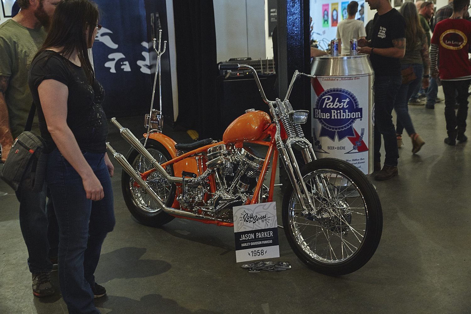 Motos, arts et spectacles sur la Plaza pour Roll the Bones [Photos]