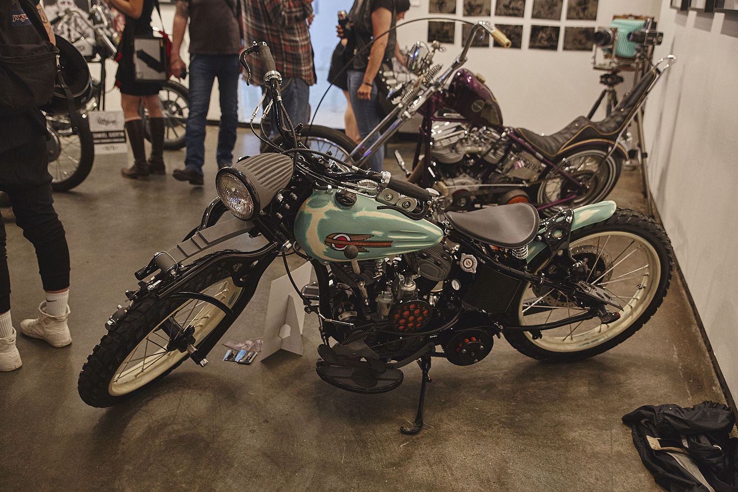 Motos, arts et spectacles sur la Plaza pour Roll the Bones [Photos]