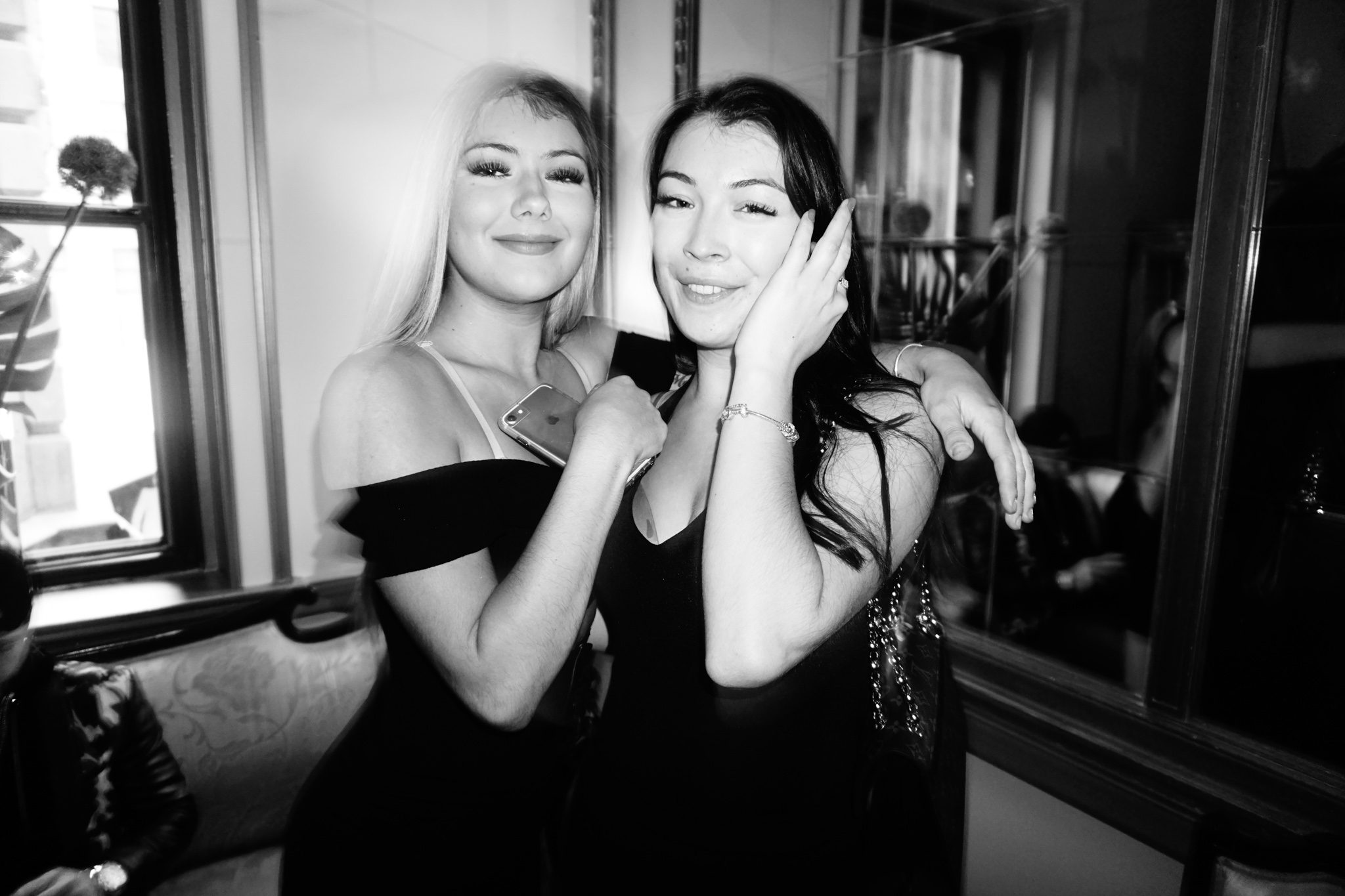 Les 10 ans du magazine mode Dress To Kill au Bar George [Photos]
