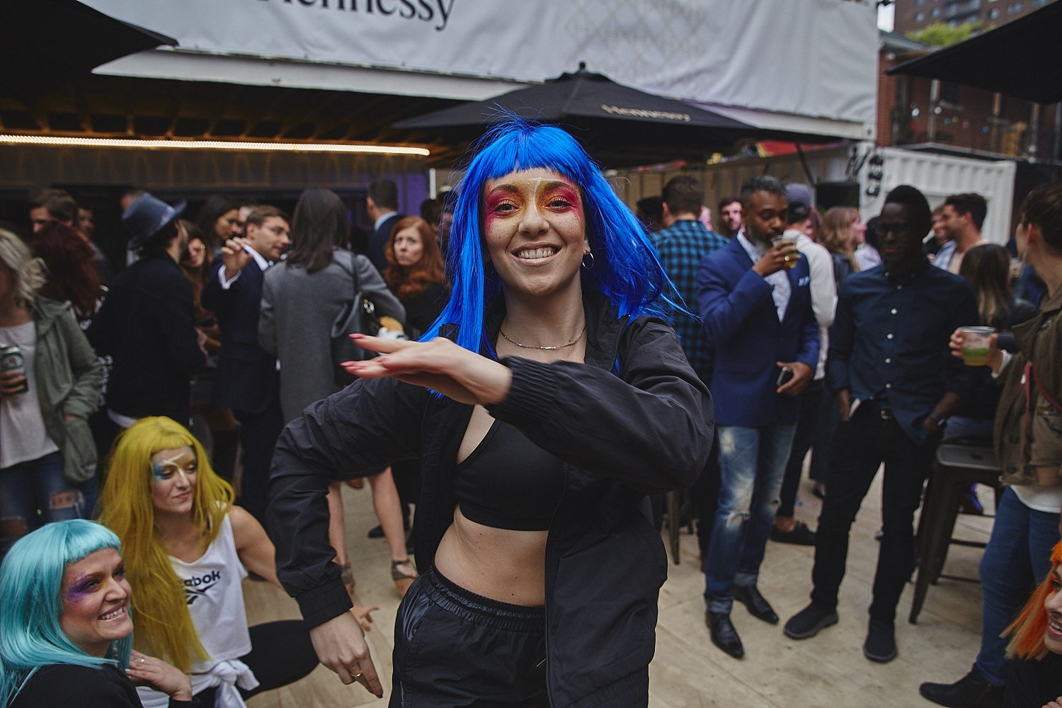 Le Festival MURAL décolle avec un 5 à 7 privé festif et artistique [Photos]