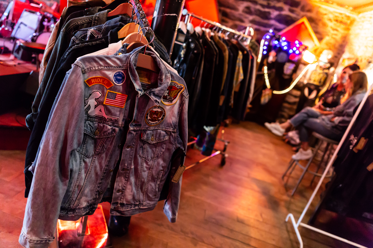 Chaud lancement de collection estival de Widow's Blow à L'esco [Photos]