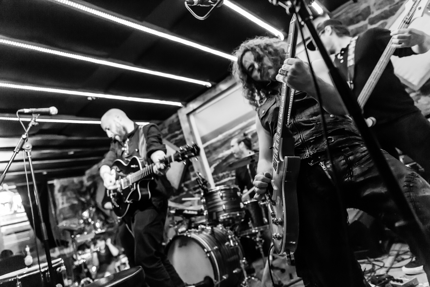 Chaud lancement de collection estival de Widow's Blow à L'esco [Photos]