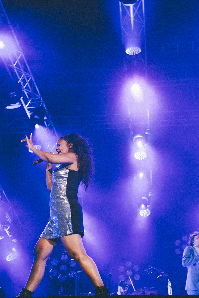 !!! (Chk Chk Chk) ouvre le Festival de jazz en grand! [Photos]