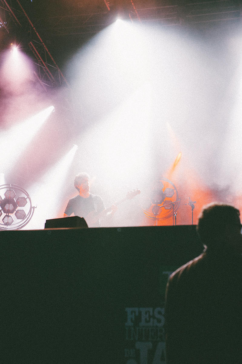 !!! (Chk Chk Chk) ouvre le Festival de jazz en grand! [Photos]