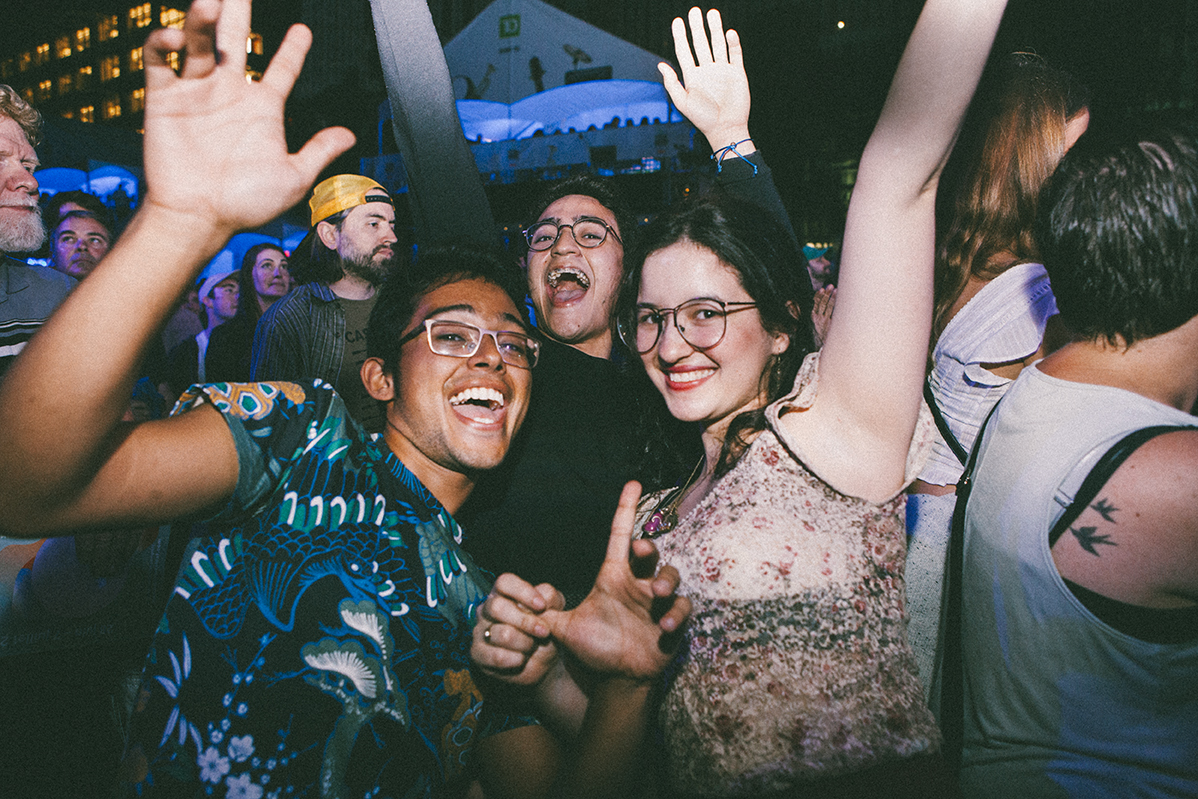 !!! (Chk Chk Chk) ouvre le Festival de jazz en grand! [Photos]