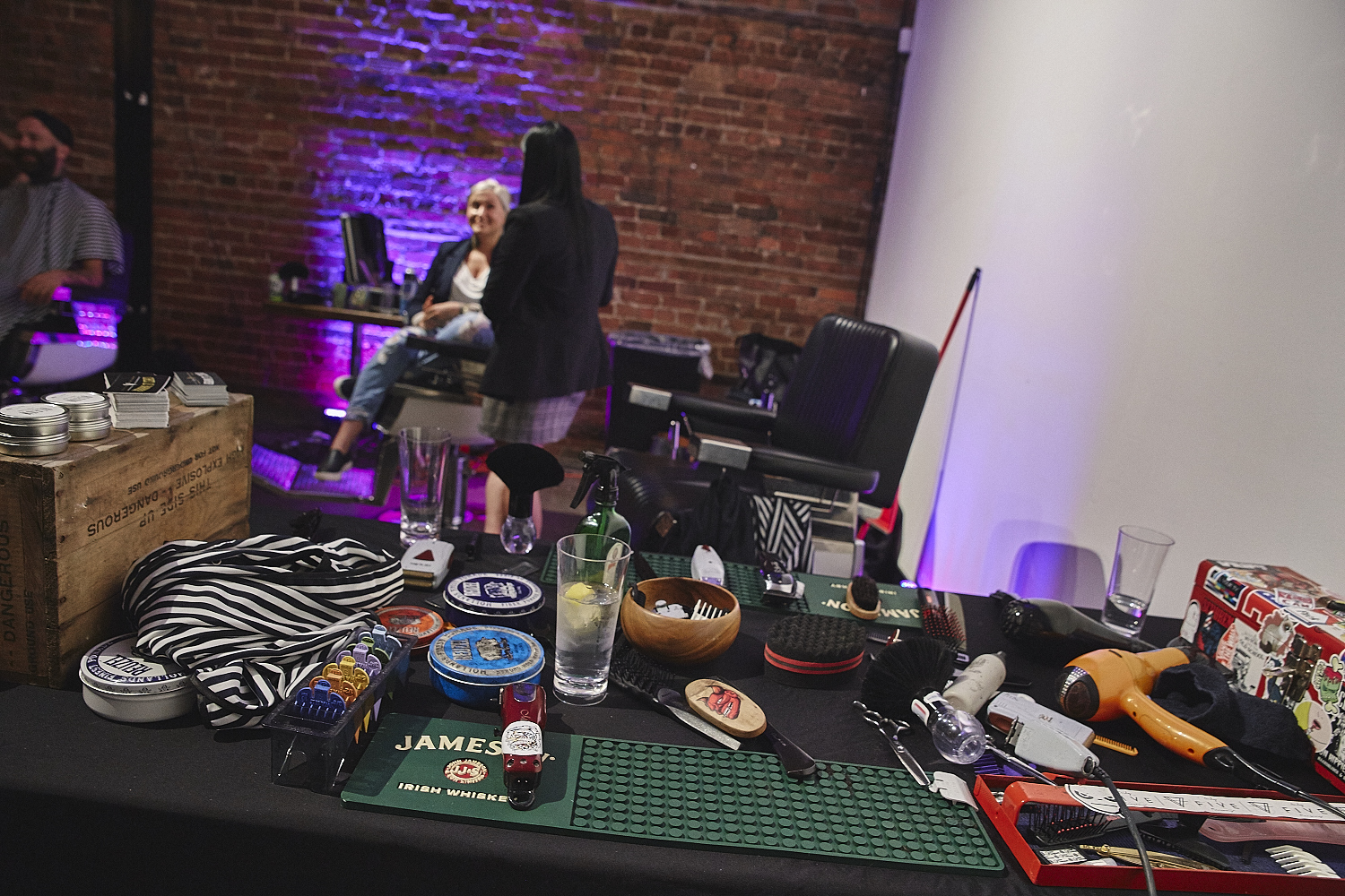 Très cool pop-up au Cuts & Talk du Ausgang avec Chez le barbier [Photos]