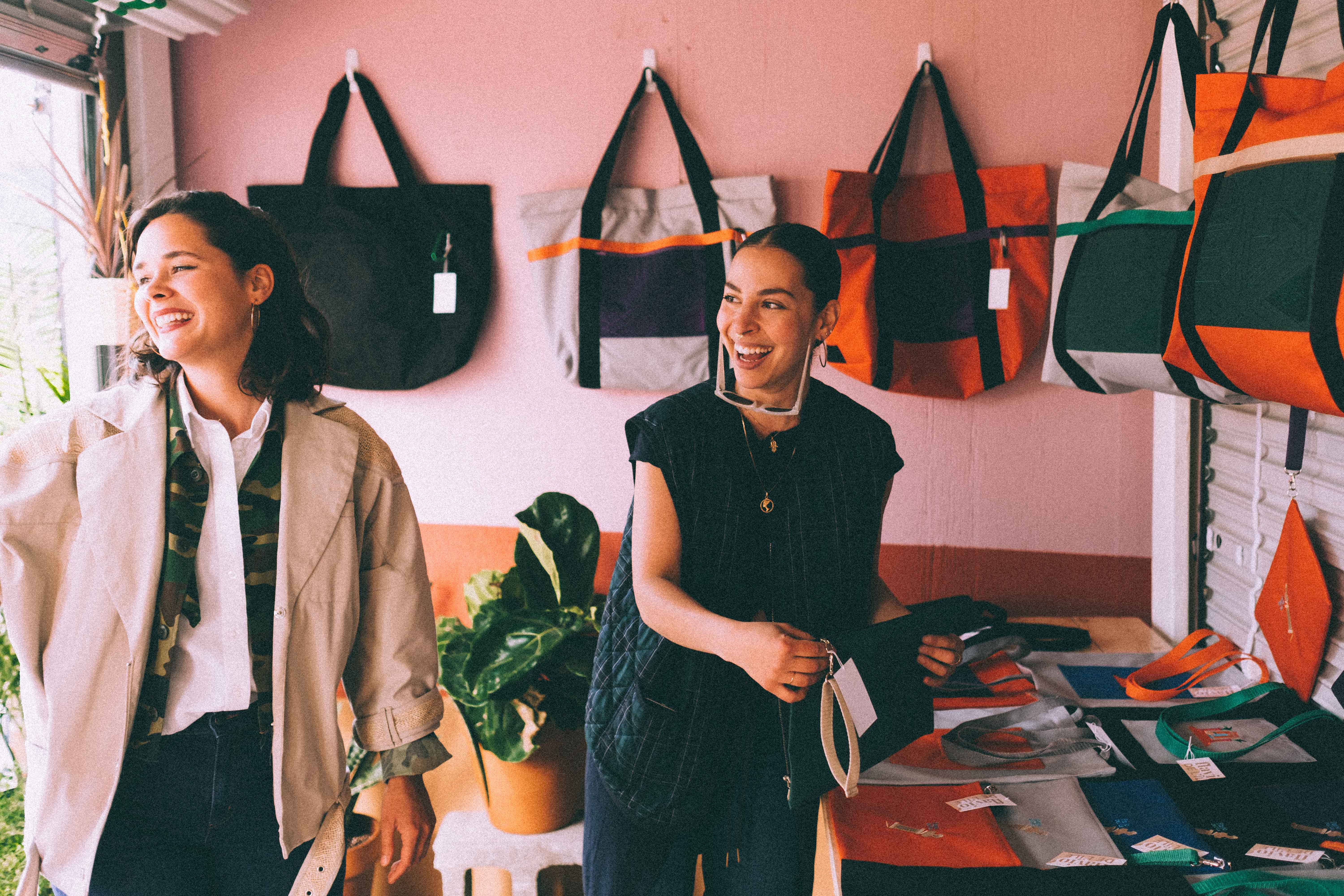 Flavio X De L’Île ont offert un sympa pop-up shop à Aire Commune [Photos]