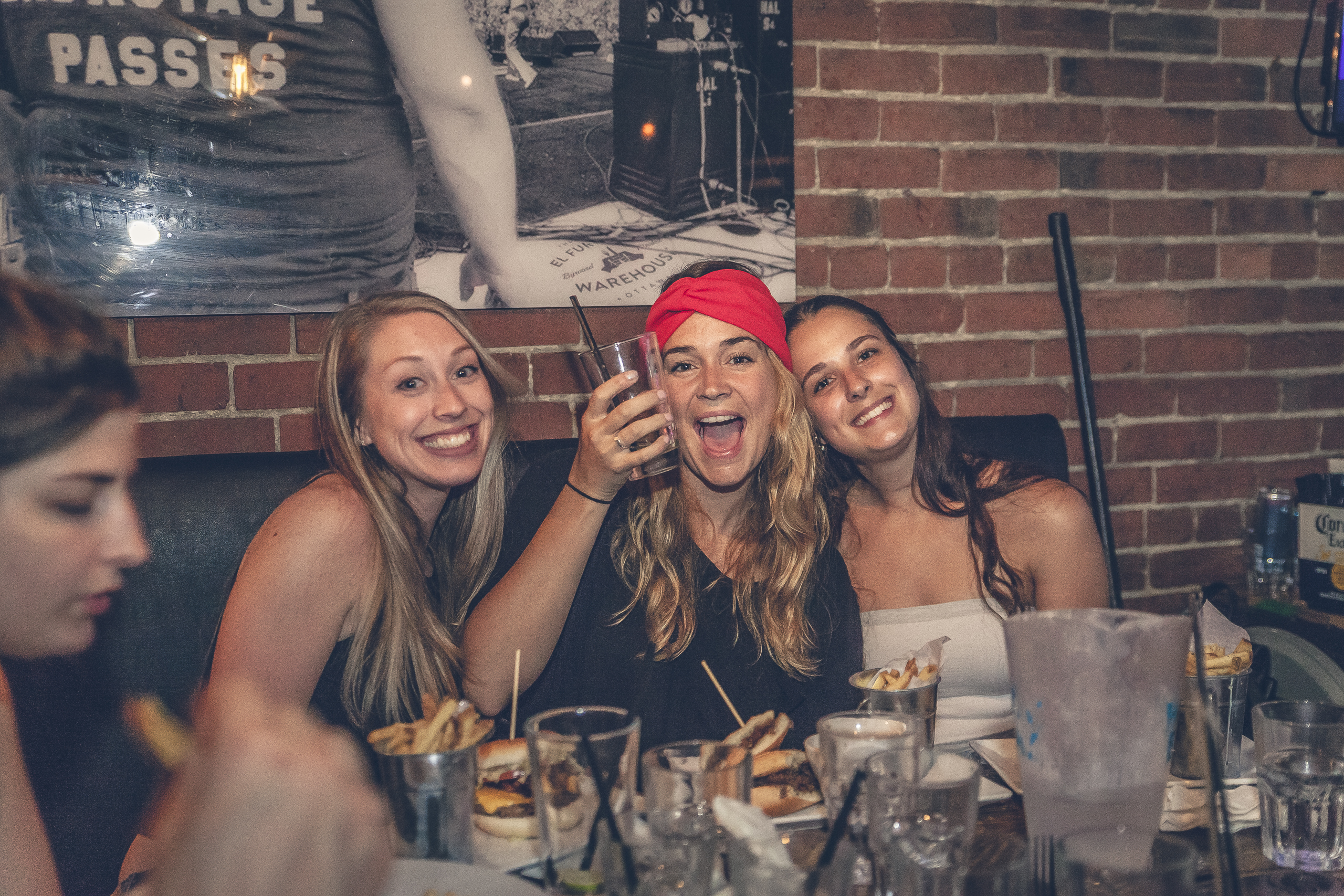 Le Warehouse fête ses 2 ans en grand avec un staff party épique! [Photos]