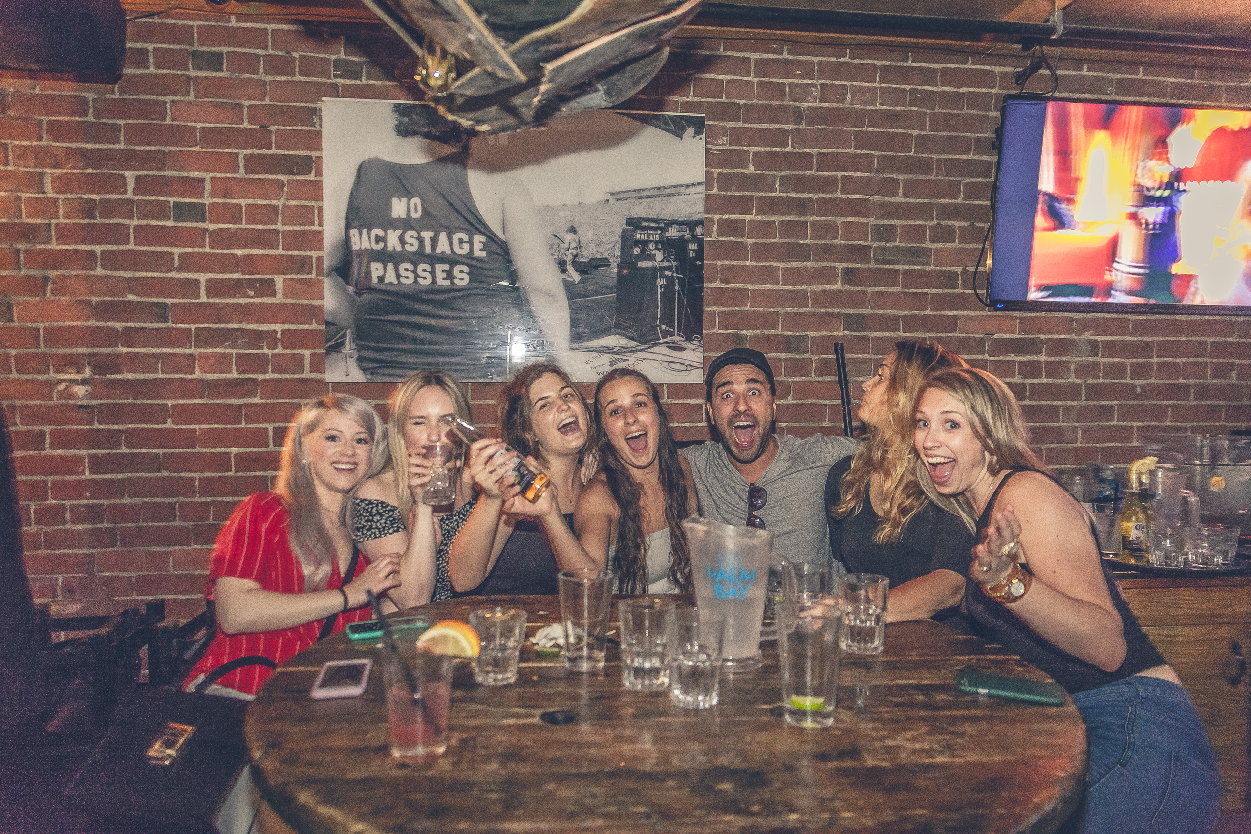 Le Warehouse fête ses 2 ans en grand avec un staff party épique! [Photos]