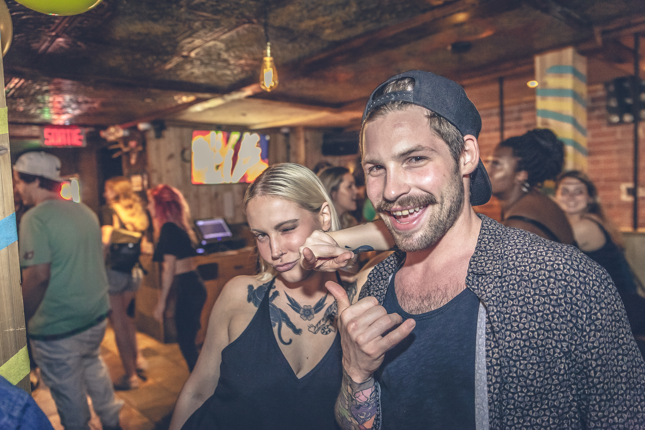 Le Warehouse fête ses 2 ans en grand avec un staff party épique! [Photos]