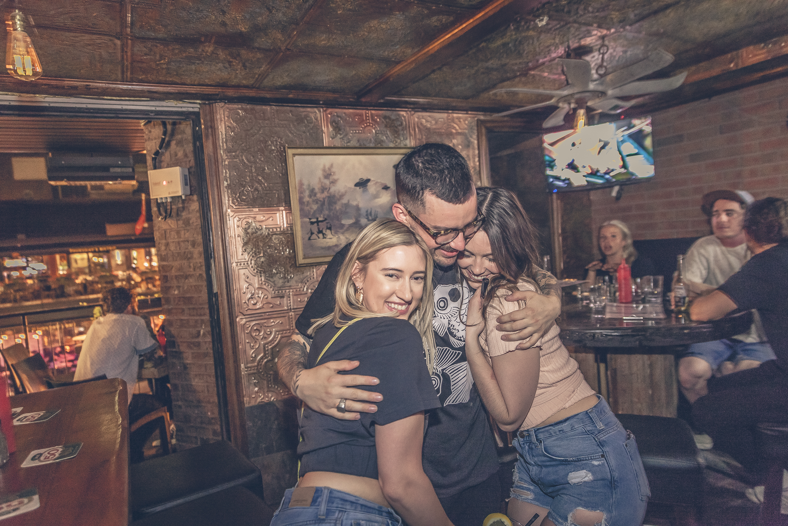 Le Warehouse fête ses 2 ans en grand avec un staff party épique! [Photos]