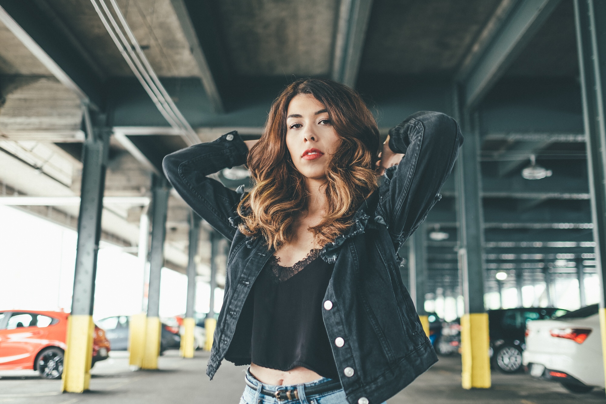 Carissa Vales, l&rsquo;auteure, chanteuse et comédienne qui a du punch [Girl Crush 184]
