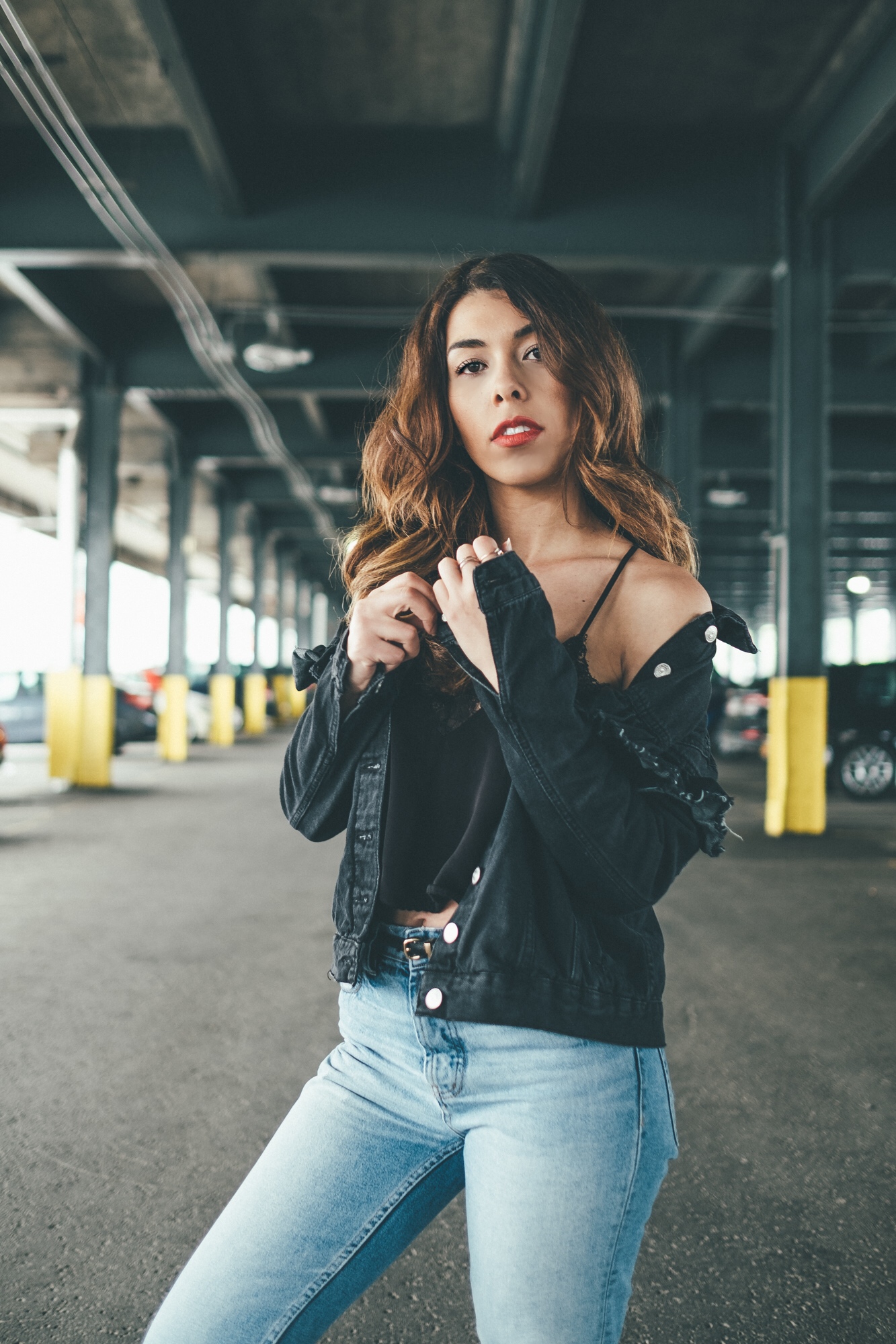 Carissa Vales, l'auteure, chanteuse et comédienne qui a du punch [Girl Crush 184]
