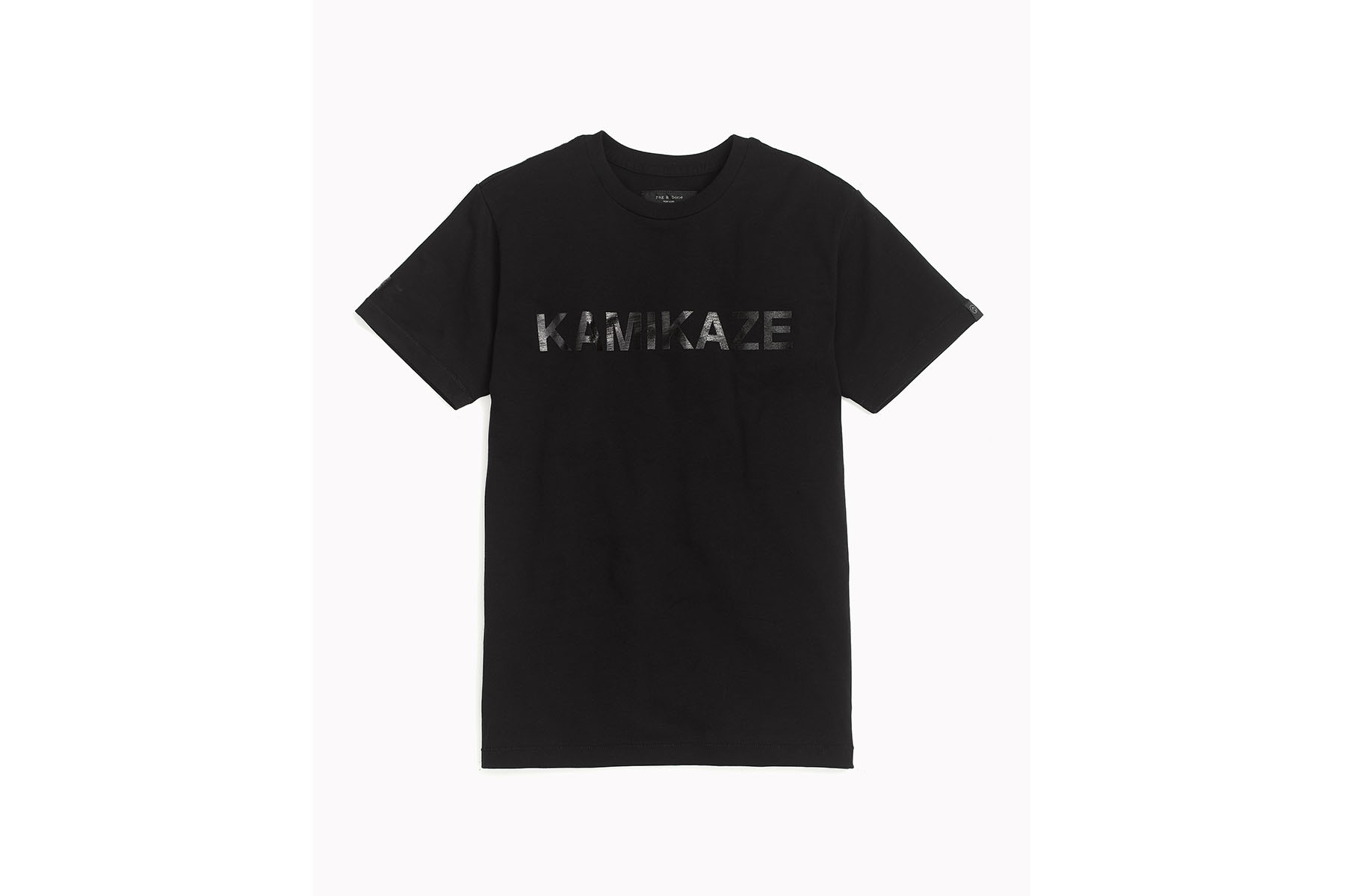 Eminem et Rag & Bone collaborent sur des chandails en édition limitée