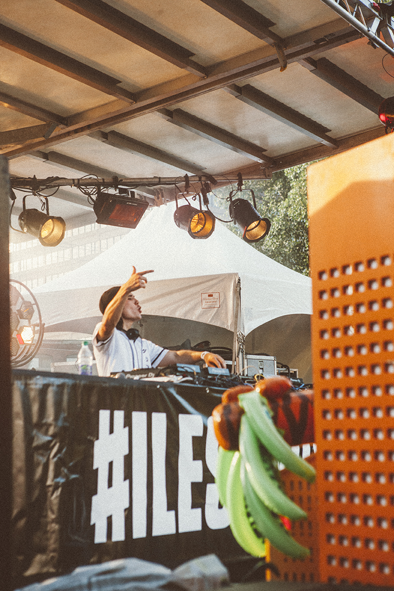 Une foule monstre pour le party îleSoniq En Ville à Aire Commune [Photos]