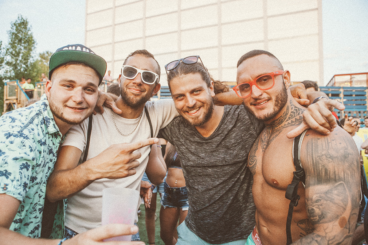 Une foule monstre pour le party îleSoniq En Ville à Aire Commune [Photos]