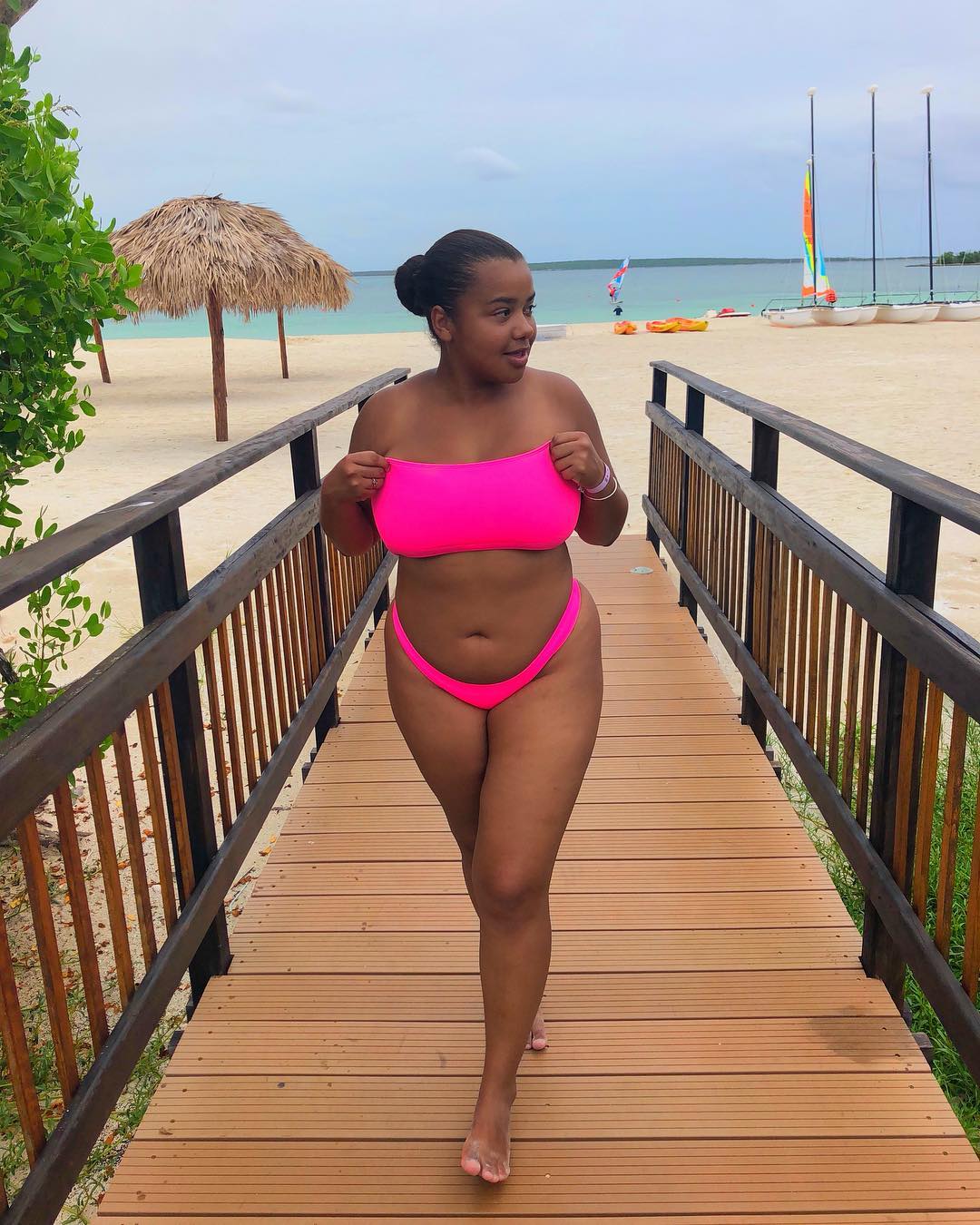 Jessica Gaudet, la BeachBabe qui en met plein la vue [Girl Crush 186]