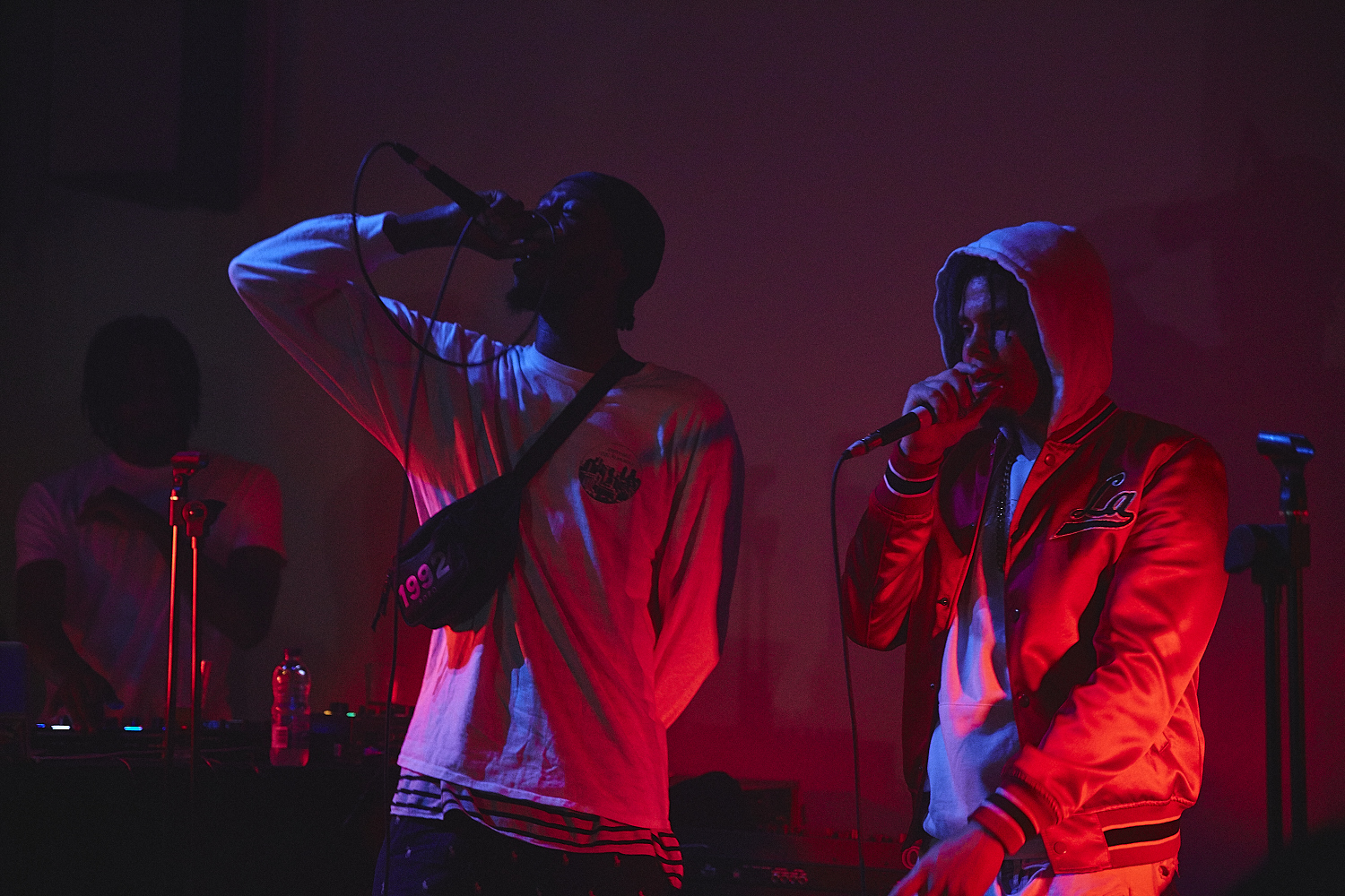 Ragers a mis le feu au Ausgang au lancement de 'Raw Footage' [Photos]