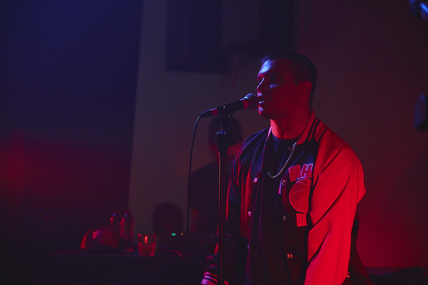 Ragers a mis le feu au Ausgang au lancement de 'Raw Footage' [Photos]