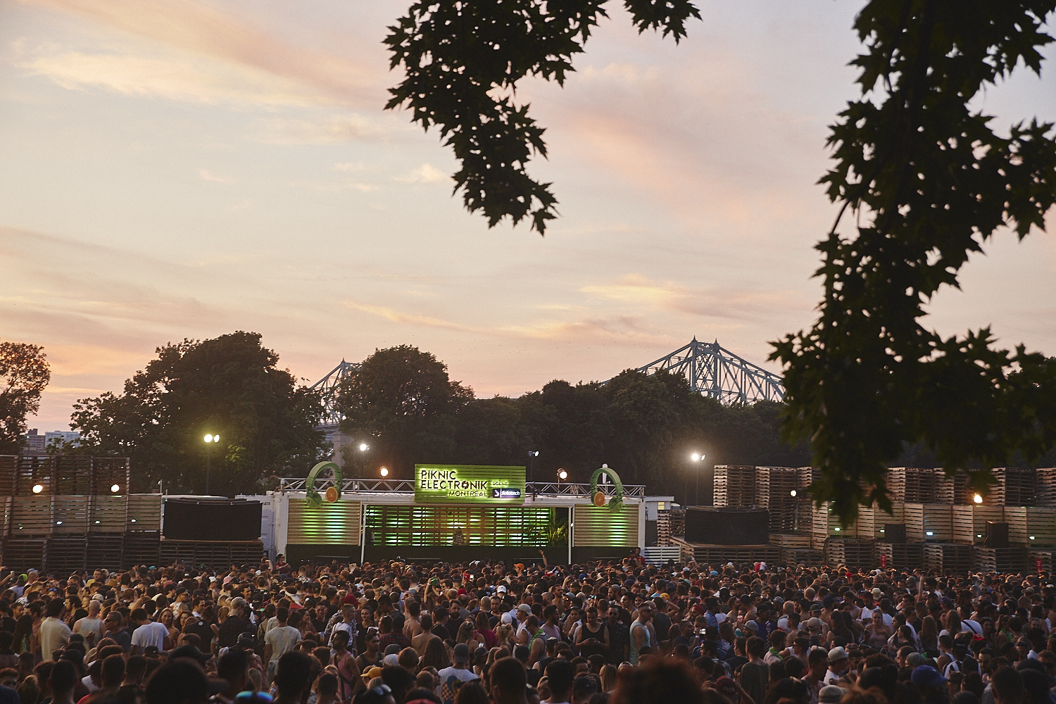 La fête au Piknic Électronik, un classique du dimanche [Photos]